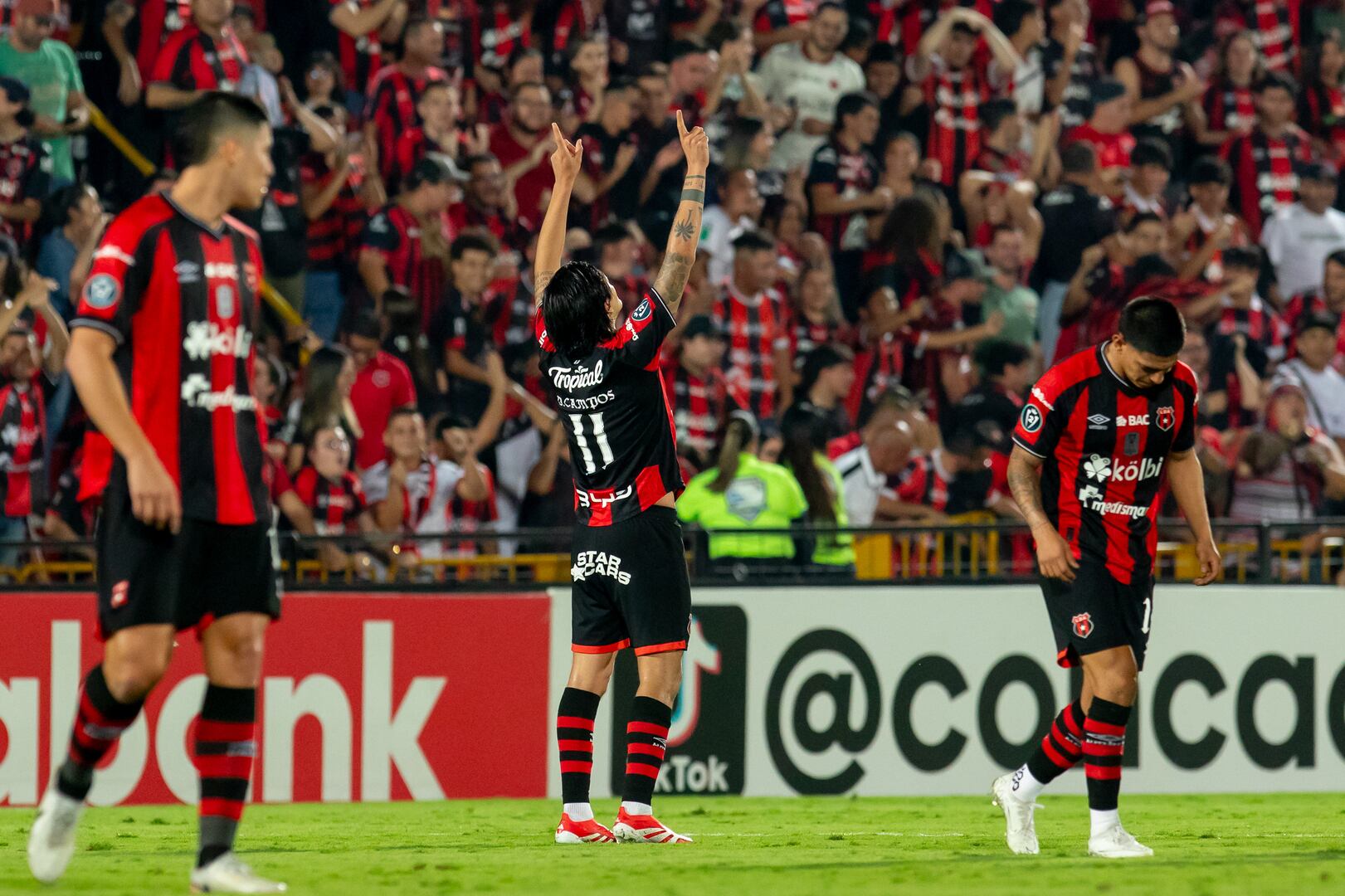 Diego Campos considera que Liga Deportiva Alajuelense debe tener más calma en la última decisión para anotar.