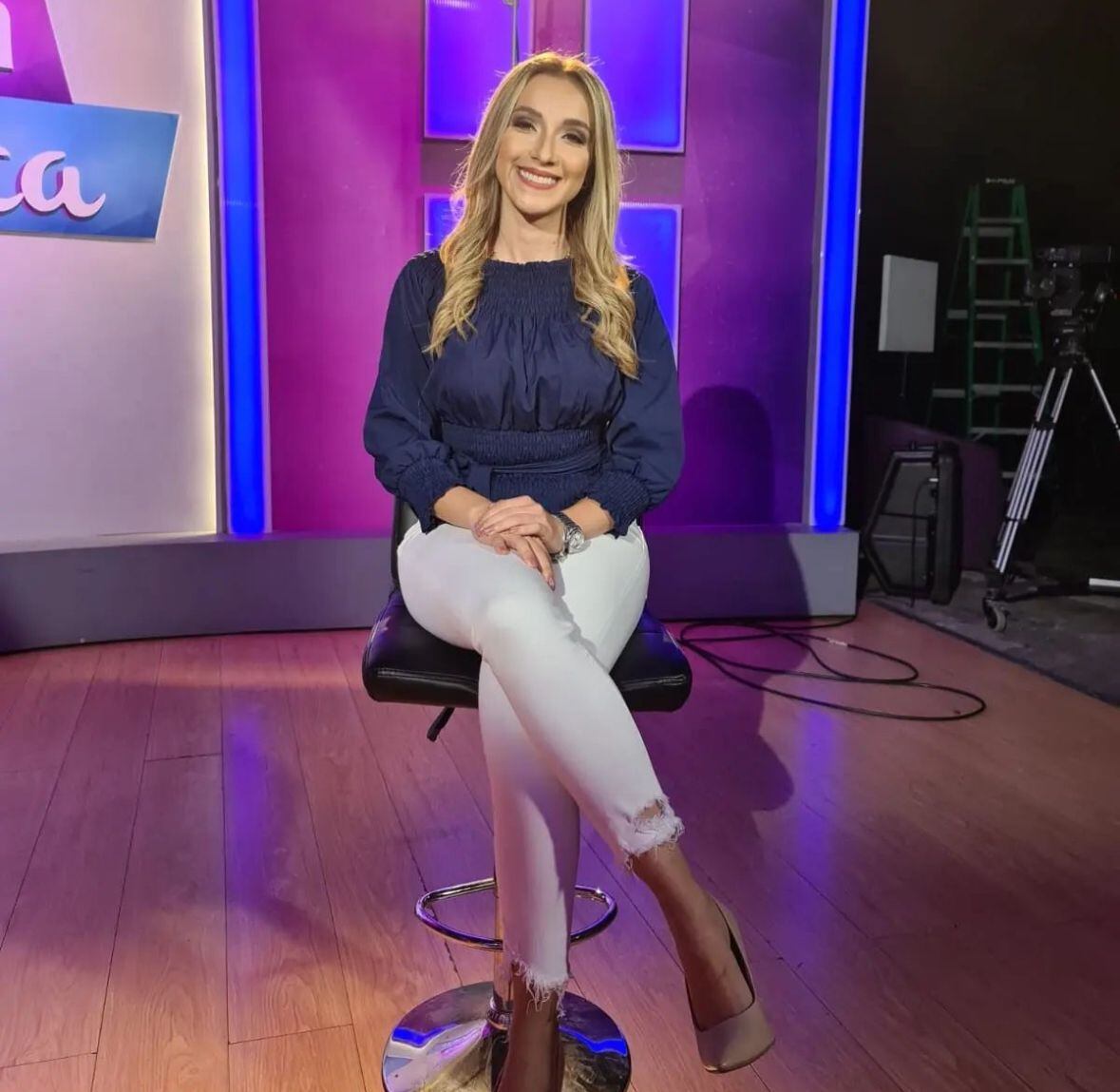 Minerva Rojas 
Periodista de Teletica.