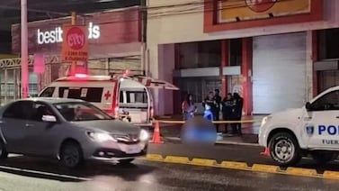 Abogado de sospechoso de acabar con vida de un hombre en pelea: “Causa de muerte es natural”