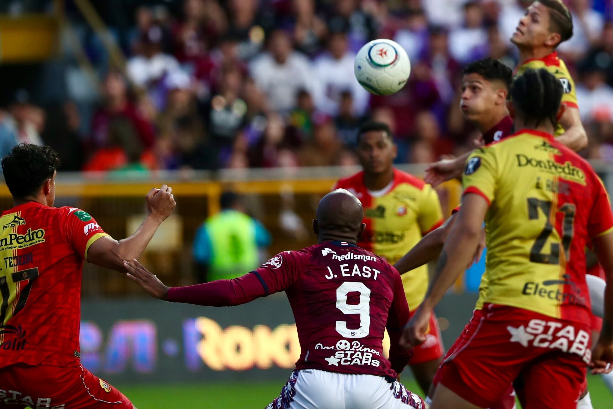 17/12/2023, San Jose, Tibas, Estadio Ricardo Saprissa, partido de vuelta de la final del torneo de apertura 2023 entre el Deportivo Saprissa y el Club Sport Herediano.