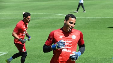 Portero llena de elogios a Esteban Alvarado: “La carrera que ha hecho ha sido formidable”