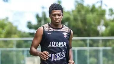 Muere el futbolista Maicol Valencia tras ataque armado en un hotel de Ecuador