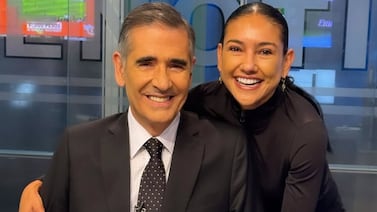 Nancy Dobles e Ignacio Santos presumen su gran amor y director de Telenoticias aparece como casi nunca