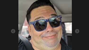 A Gustavo “Tavo” Gamboa lo comparan con dos periodistas, un cantante y una caricatura, ¿por qué?