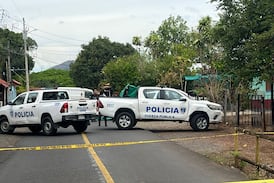 OIJ revela que sicarios usaron armas de guerra para asesinar a hombre y a su hijo de 12 años