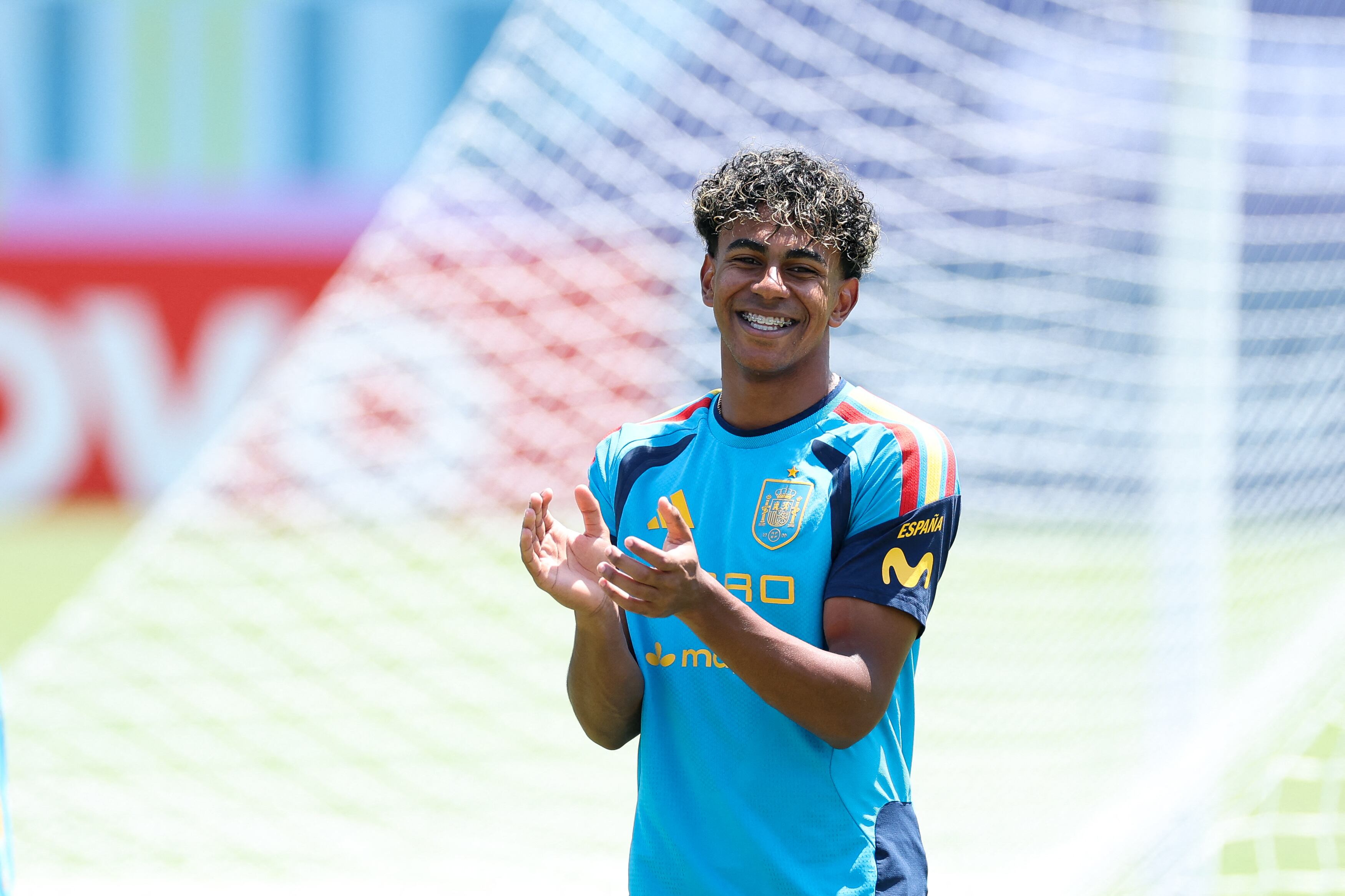 Lamine Yamal, durante un entrenamiento de la Selección de España en el Cotton Bowl de Dallas, antes del duelo frente a Bélgica por el Mundial 2026.