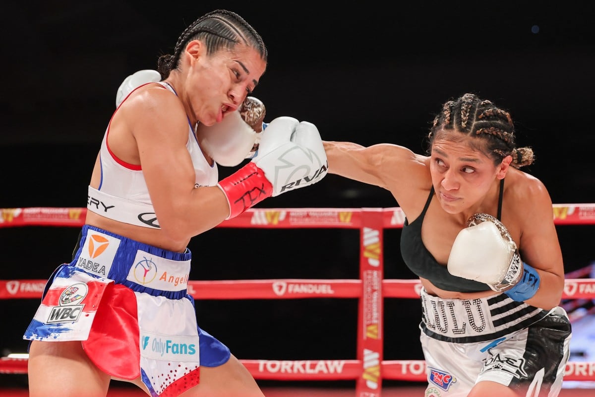 EL PASO, TEXAS - MAY 30: Lourdes Juarez lands a right hand on Yokasta Valle during their WBC Jr Flyweight championship bout at El Paso County Coliseum on May 30, 2026 in El Paso, Texas. Ed Mulholland/Getty Images/AFP (Photo by Ed Mulholland / GETTY IMAGES NORTH AMERICA / Getty Images via AFP)
