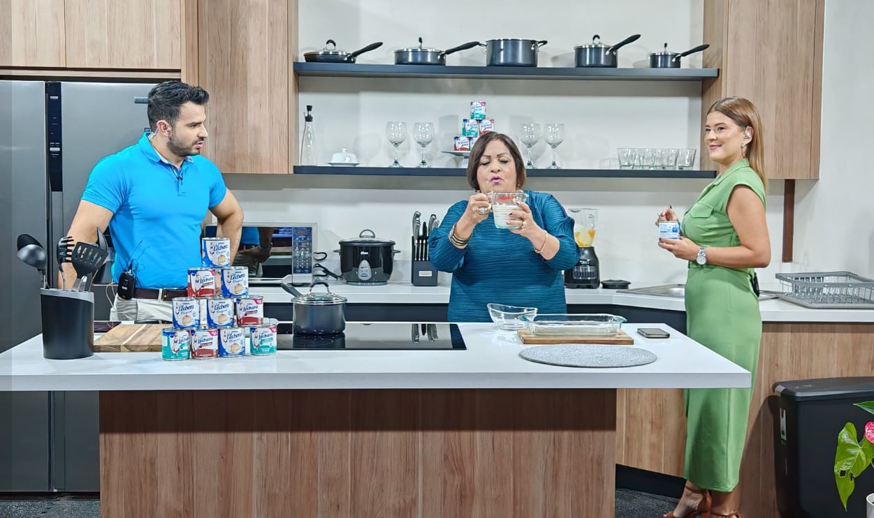 Sergio González, La Revista, canal 8