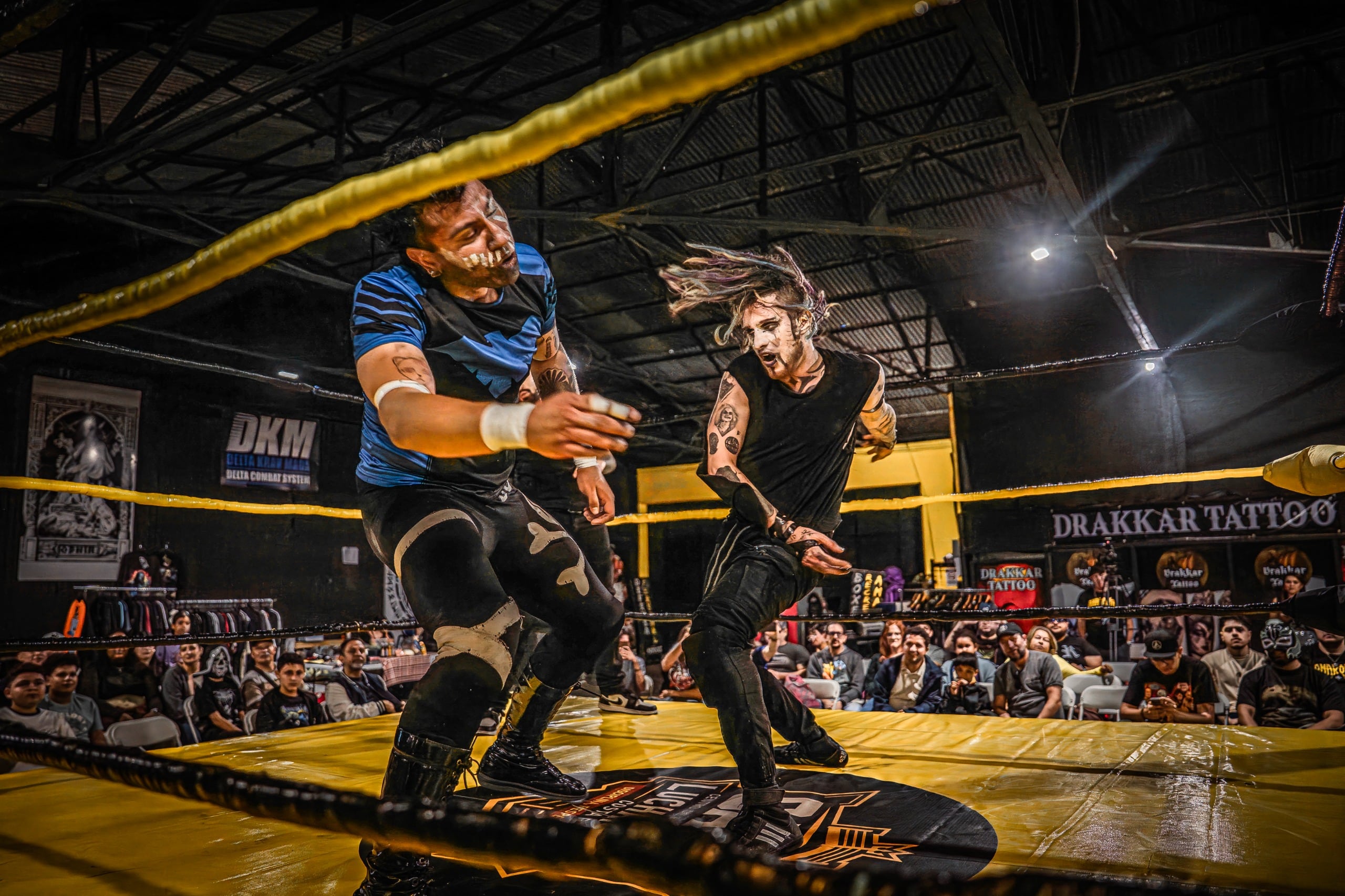 Revoltmania Fest es un evento que concentra el show de la lucha libre a nivel nacional e internacional.