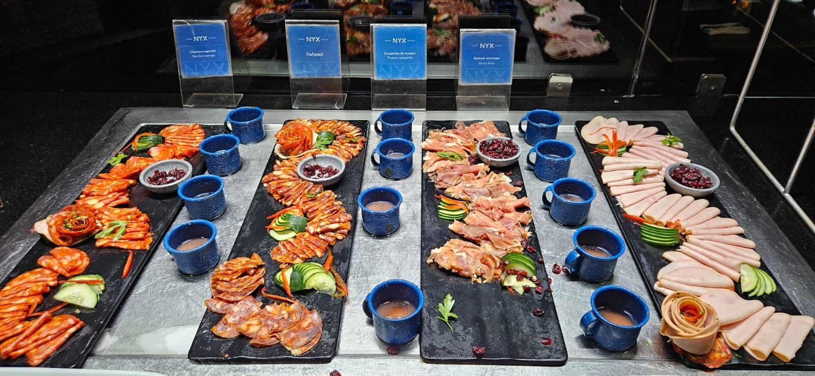 Todos hemos escuchado hablar de Cancún, una ciudad mexicana con hermosas playas y con un ambiente increíble, pero la verdad no hay fotos ni videos que le hagan justicia a este paraíso.