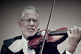 Muere el músico Cabis Calderón, líder del mariachi Calderón de Cabis