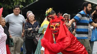 ¡Fara fara chin! Museo Nacional tendrá cimarronas y concierto para el Día de la Mascarada