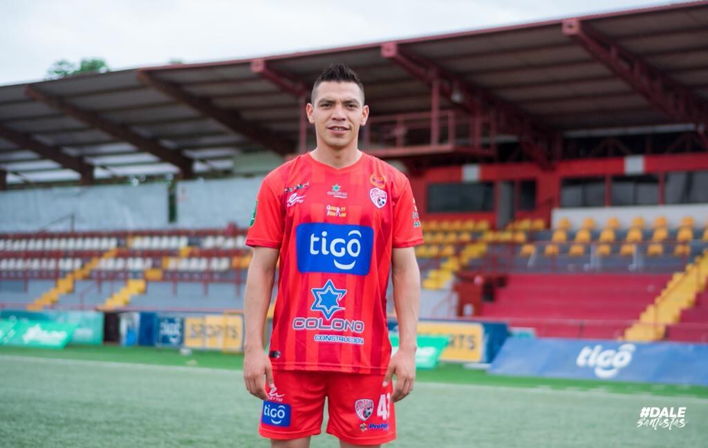 Bryan Lozano, jugador del Santos de Guápiles. Prensa Santos.