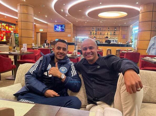 Jimmy Marín y su agente, José Luis Rodríguez presentaron una denuncia contra Saprissa. Instagram.