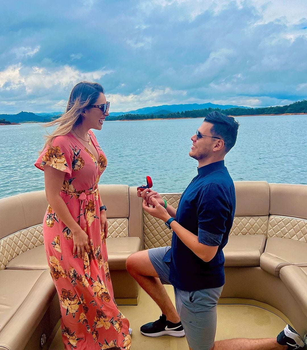 Gloriana Casasola y Diego Obando se casan
Teletica
Multimedios