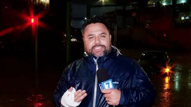 Periodista de canal 7 confirma que publicó en redes el celular de Rodrigo Chaves y envió un mensaje