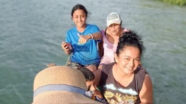 La última esperanza: camisetas y un peluche para encontrar a adolescente desaparecida en Osa