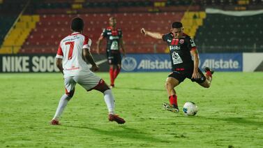 Exjugador de Alajuelense enloquece a dueños de club árabe y esta es la millonada que pagarían