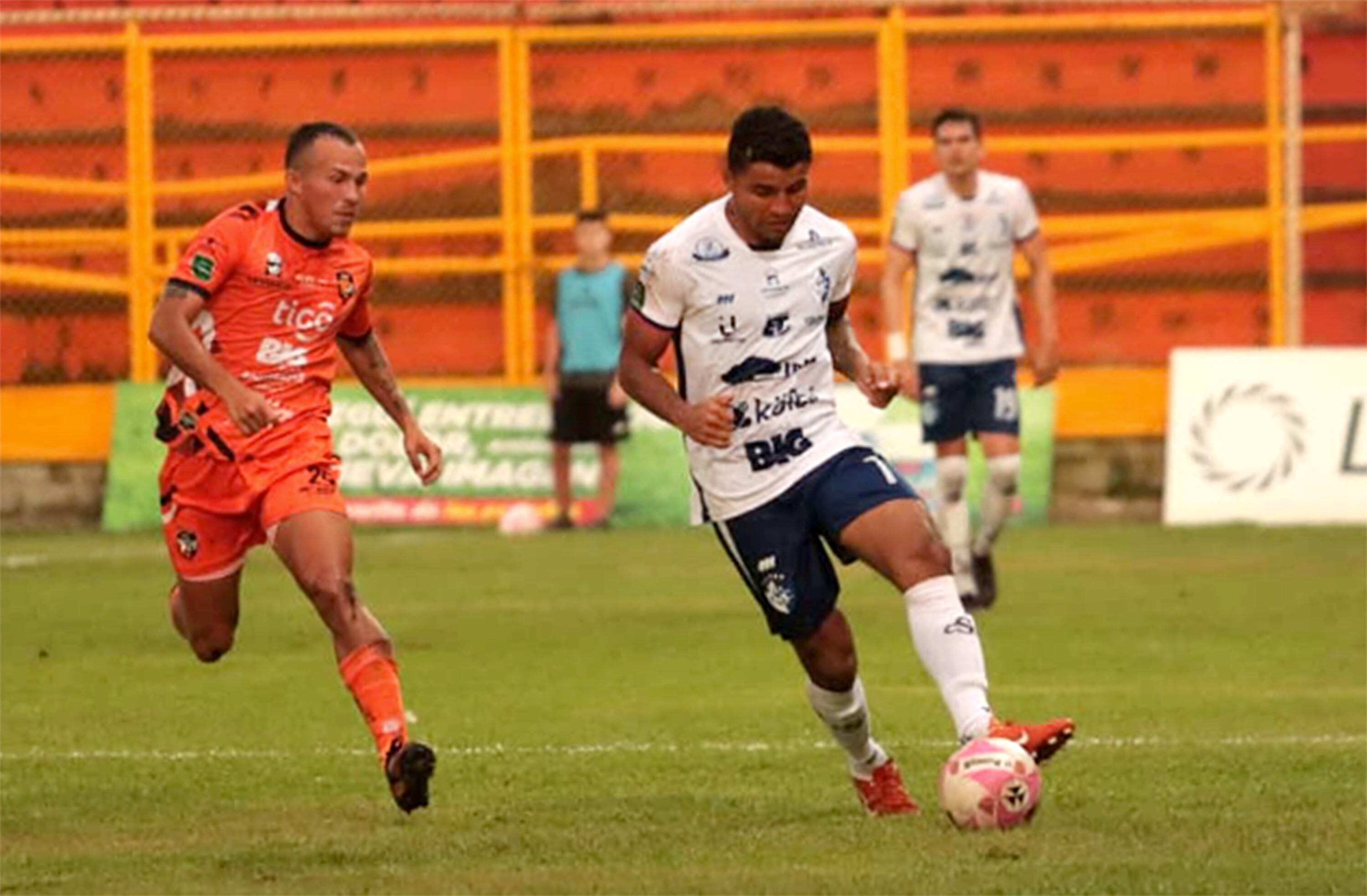 Puntarenas vs. Cartaginés