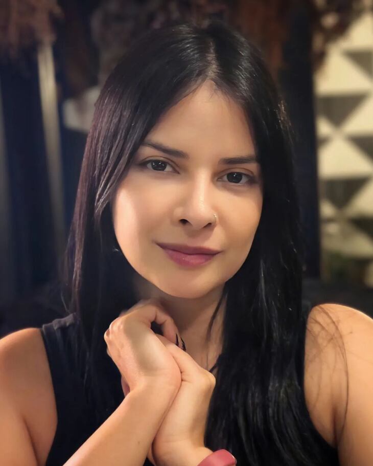 Wálter campos y su novia
Teletica
7 Estrellas