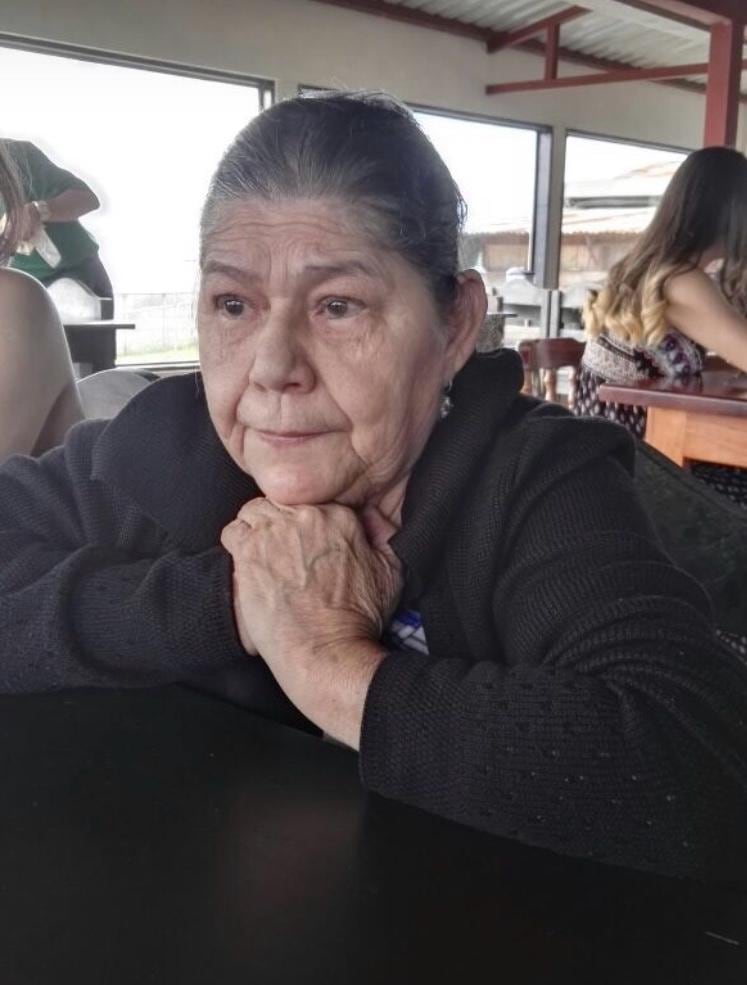 Buscar tesoros dejó de ser cosa de piratas y películas para David Molina Roldán, un vecino de San Juan de Dios de Desamparados que convirtió la curiosidad que heredó de su abuelita en una pasión que hoy lo lleva a recorrer el país entero. En la foto, la abuelita doña María Zulema Salas Calderón.