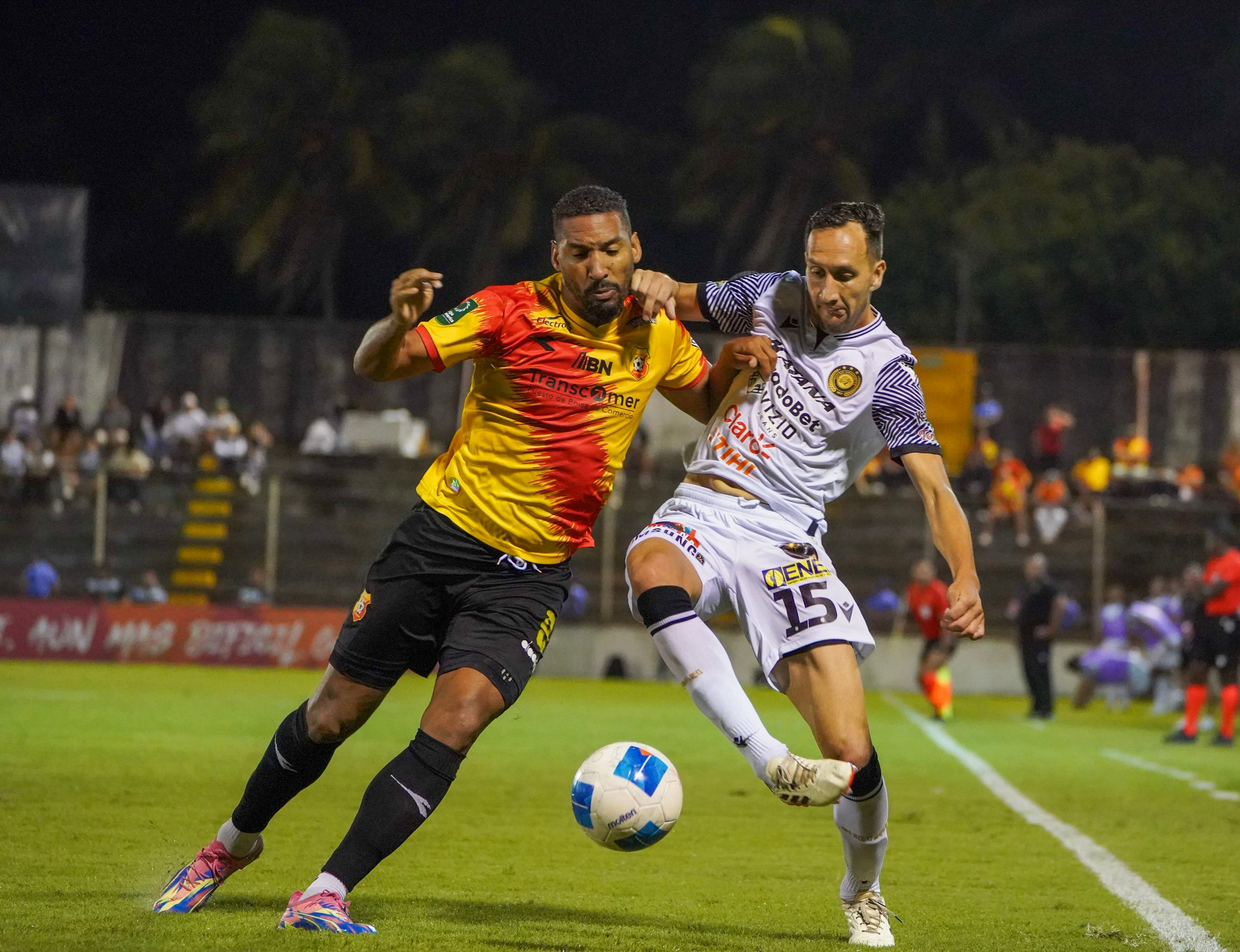 Herediano vs Diriangén, Copa Centroamericana. Centro de Medios de Concacaf.