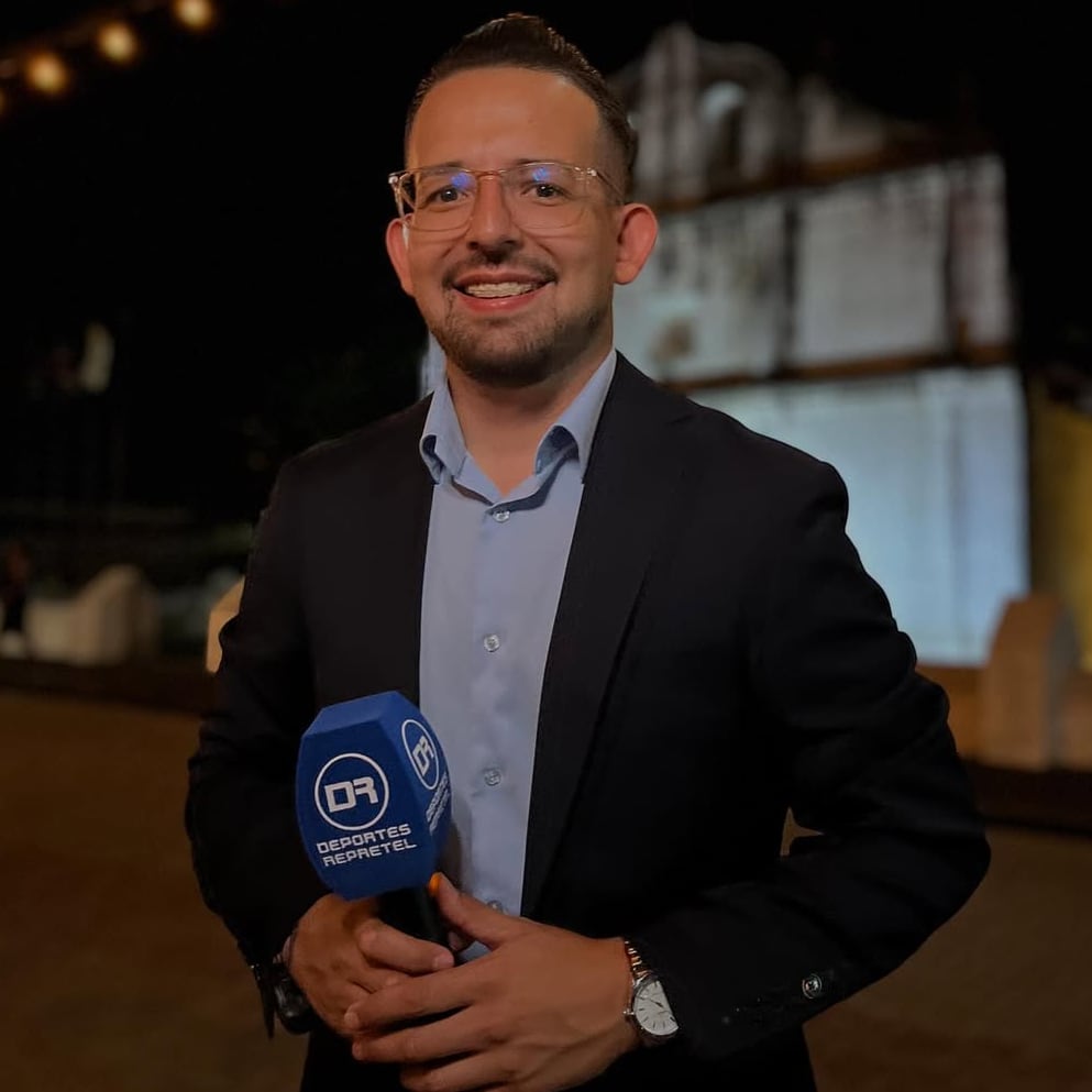 Deportes Repretel, Carlos Chinchilla