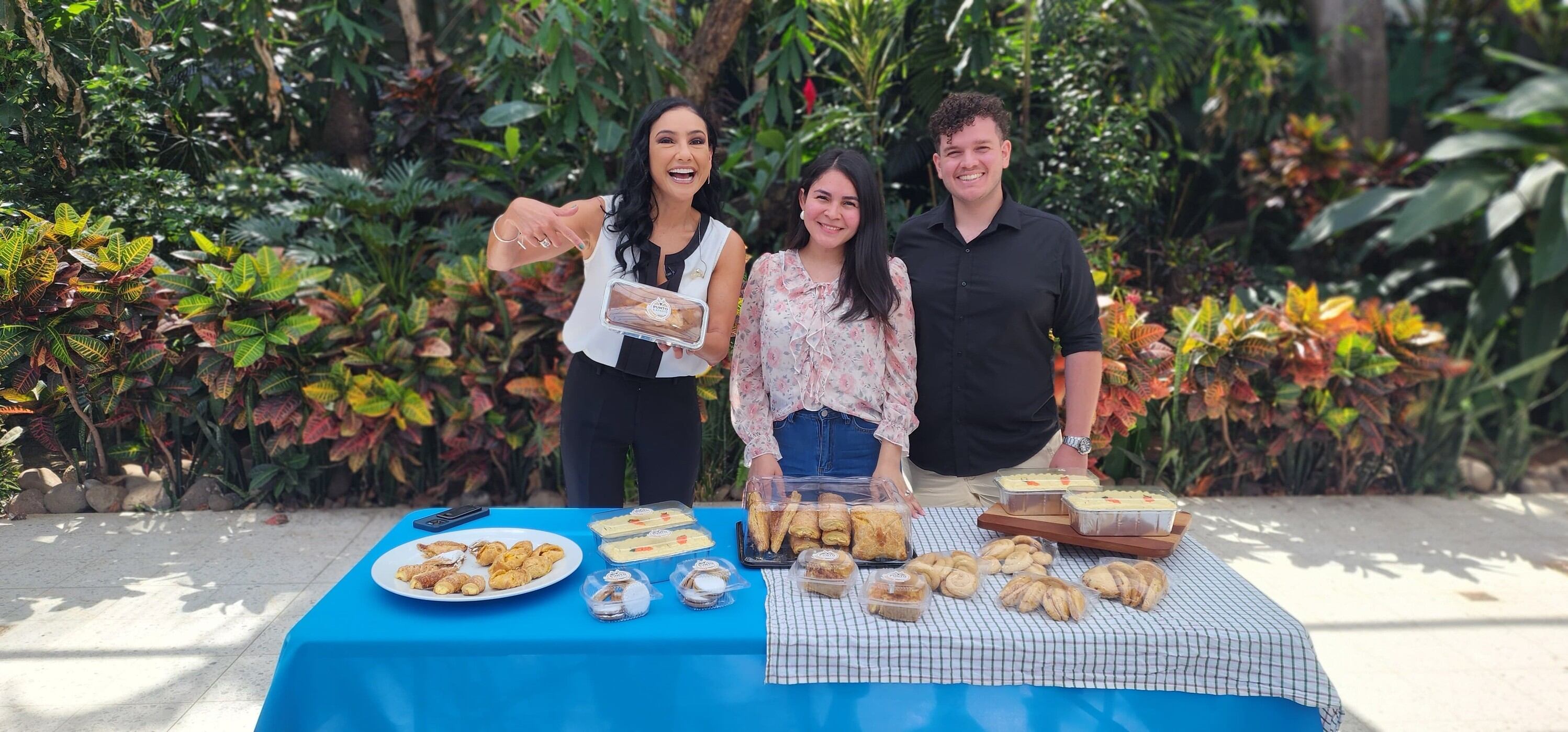 La presentadora de Buen Día, programa mañanero de Canal 7, Nancy Dobles, volvió a sonreír el Miércoles Santo, con los emprendedores
