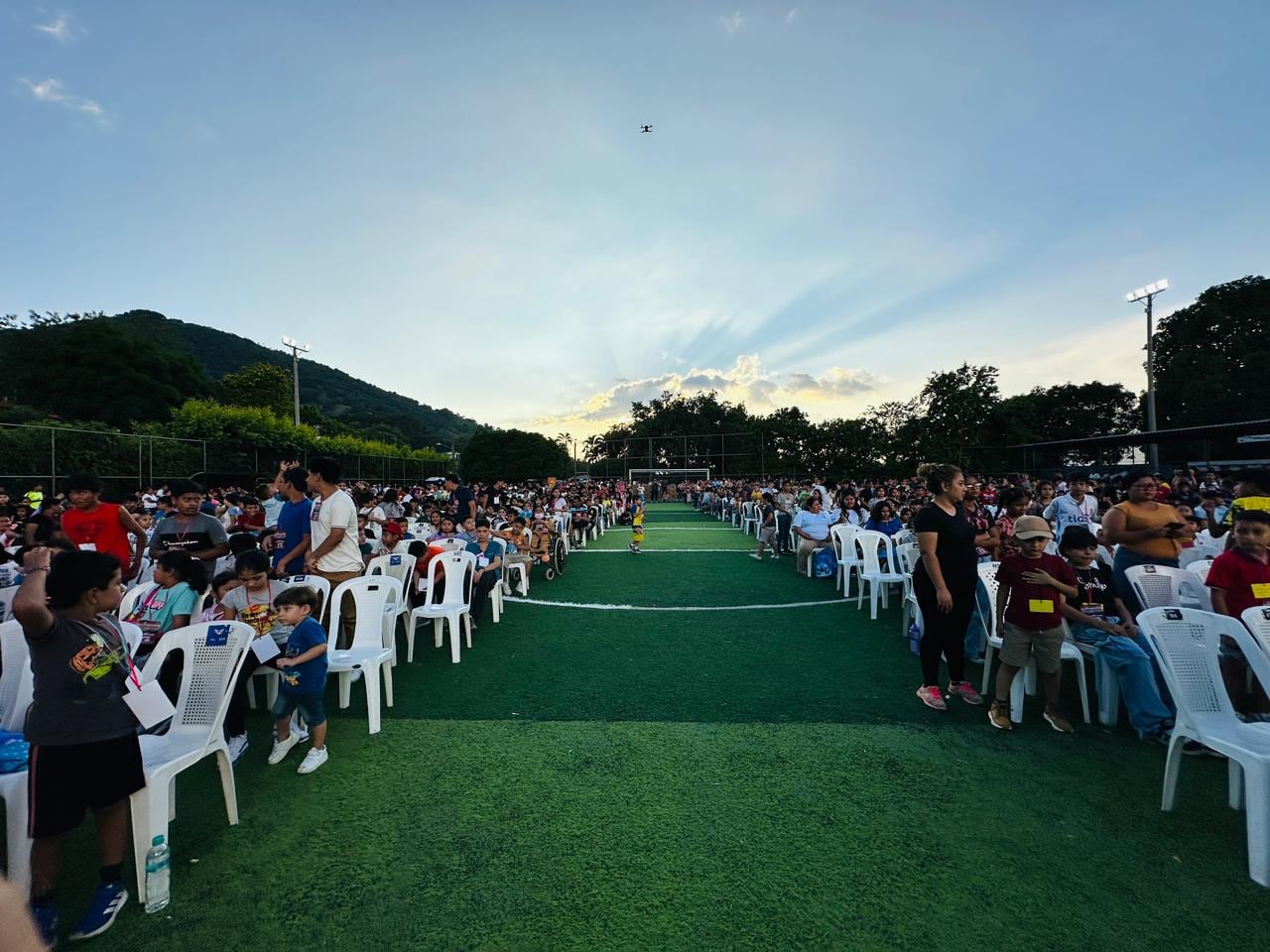 Padre Sergio Valverde celebró fiestas en Honduras y El Salvador