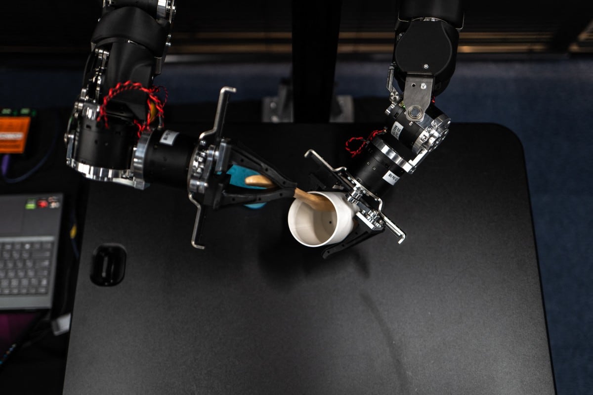 La IA física impulsa una nueva era de robots humanoides