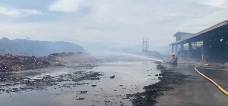 Incendio en empaques santa ana