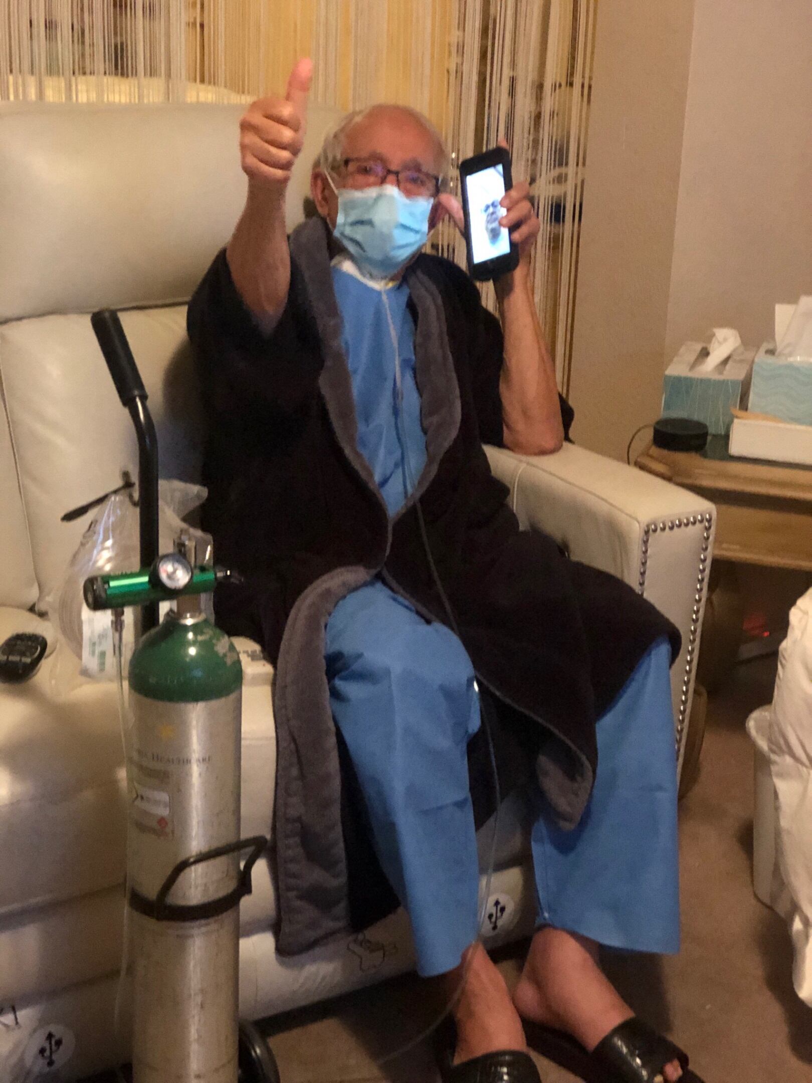 Édgar Porras Quirós, de 81 años, es un puntarenense de la pura cepa que vive desde 1964 en Estados Unidos y quien solo ocupó de 22 días para vencer al coronavirus.