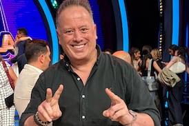 Don Stockwell y el hijo de Snoop Dogg llegaron el lunes a la Asamblea Legislativa a reunirse con diputada oficialista