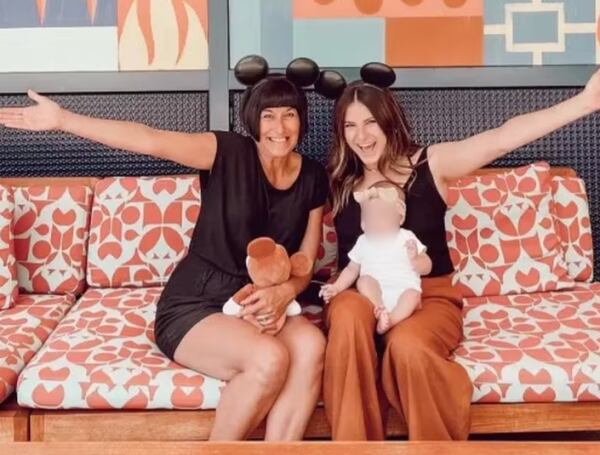 Abuela dio a luz a su nieta