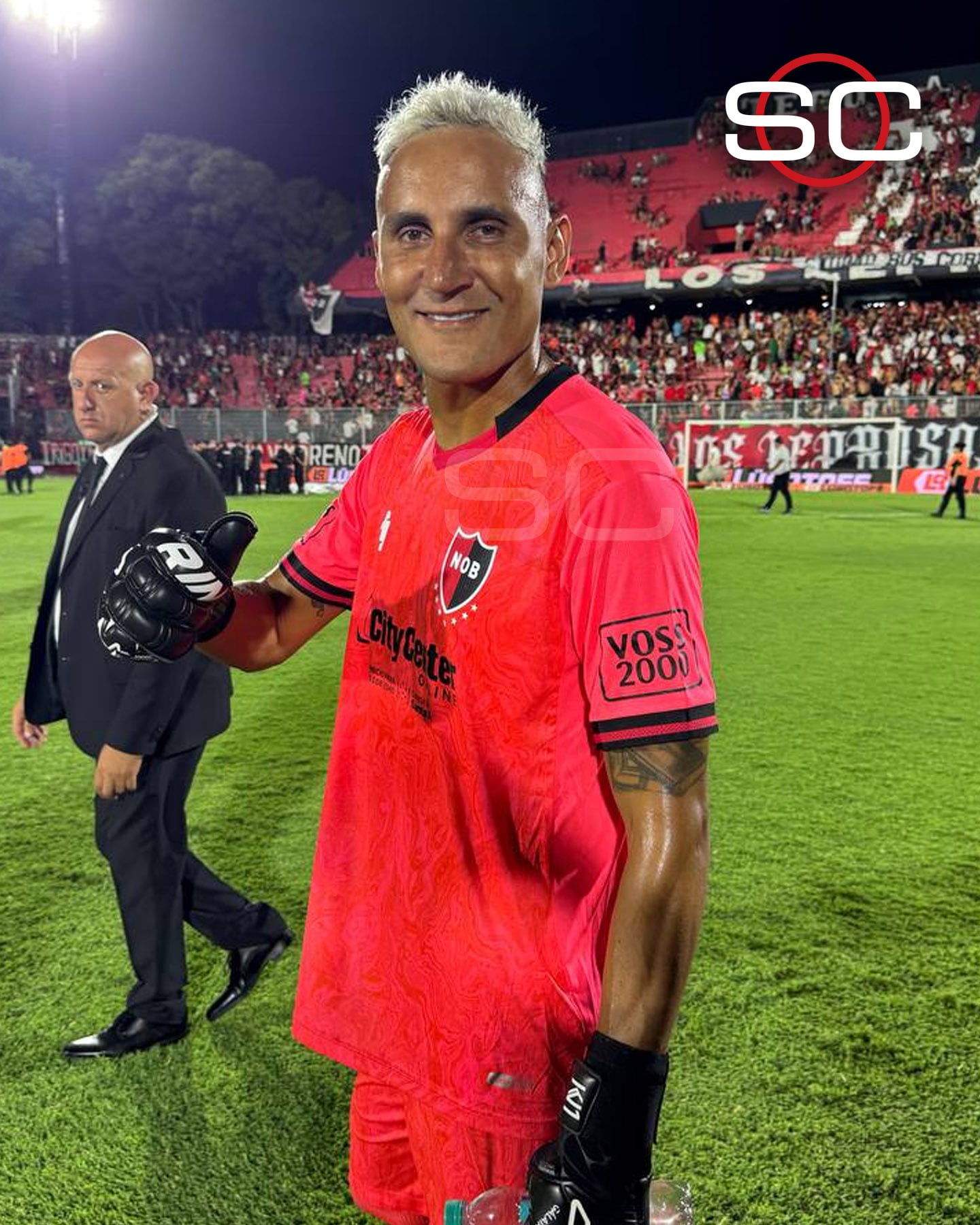 Keylor Navas tuvo un debut pura vida con el Newellś Old Boys