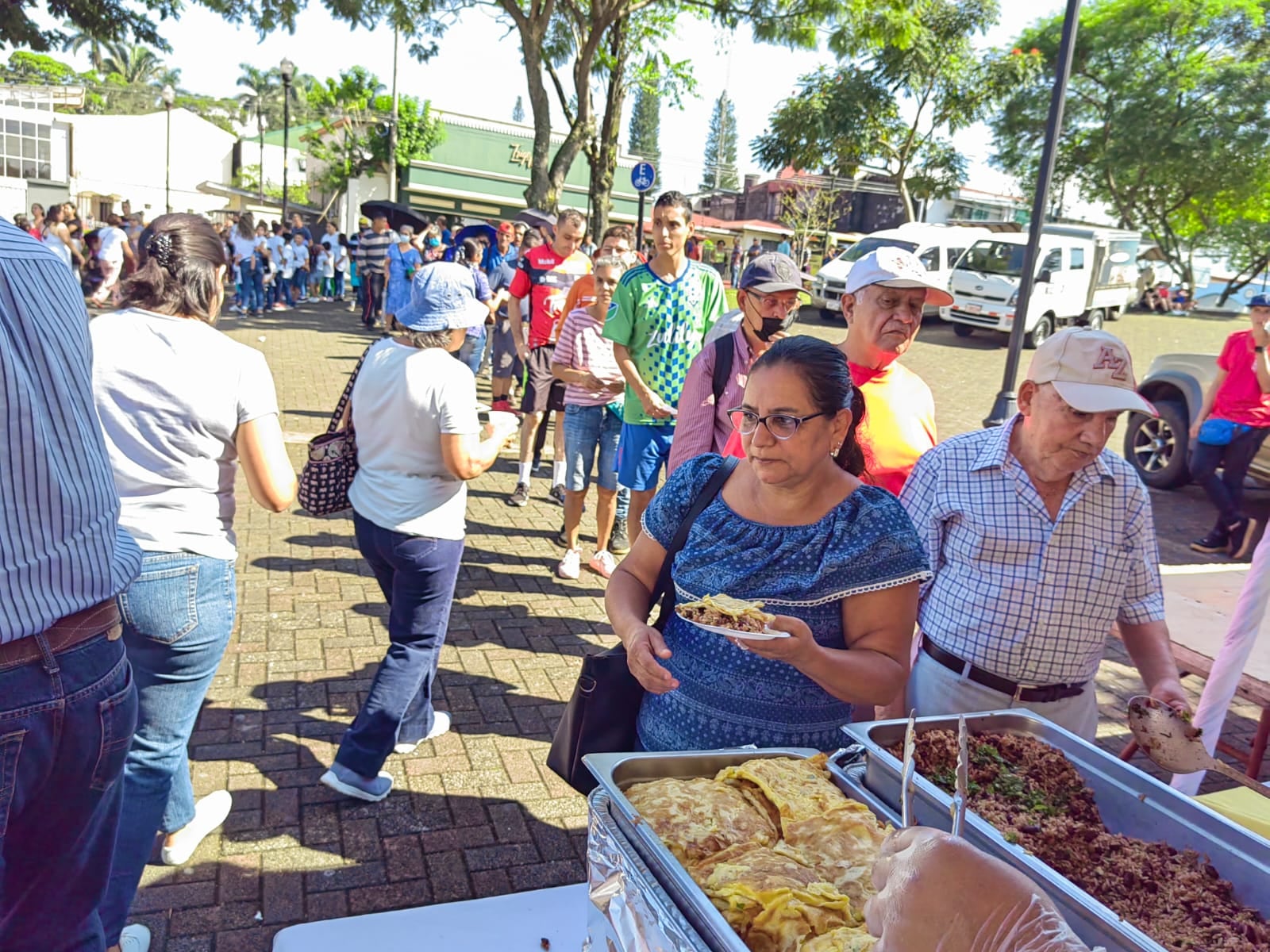 La Cámara Costarricense de Avicultores celebró el 14 de octubre del 2022 el Día Mundial del Huevo en el parque Juan Santamaría de Alajuela