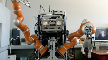 En Costa Rica crean un robot humanoide que se acerca a la realidad futurista de la película “Yo, Robot”