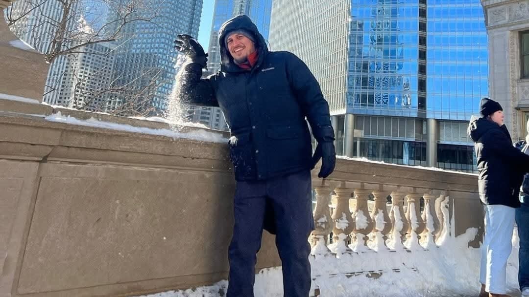 Mario Ballestero ayudó a familia que perdió a gatito tras atropello