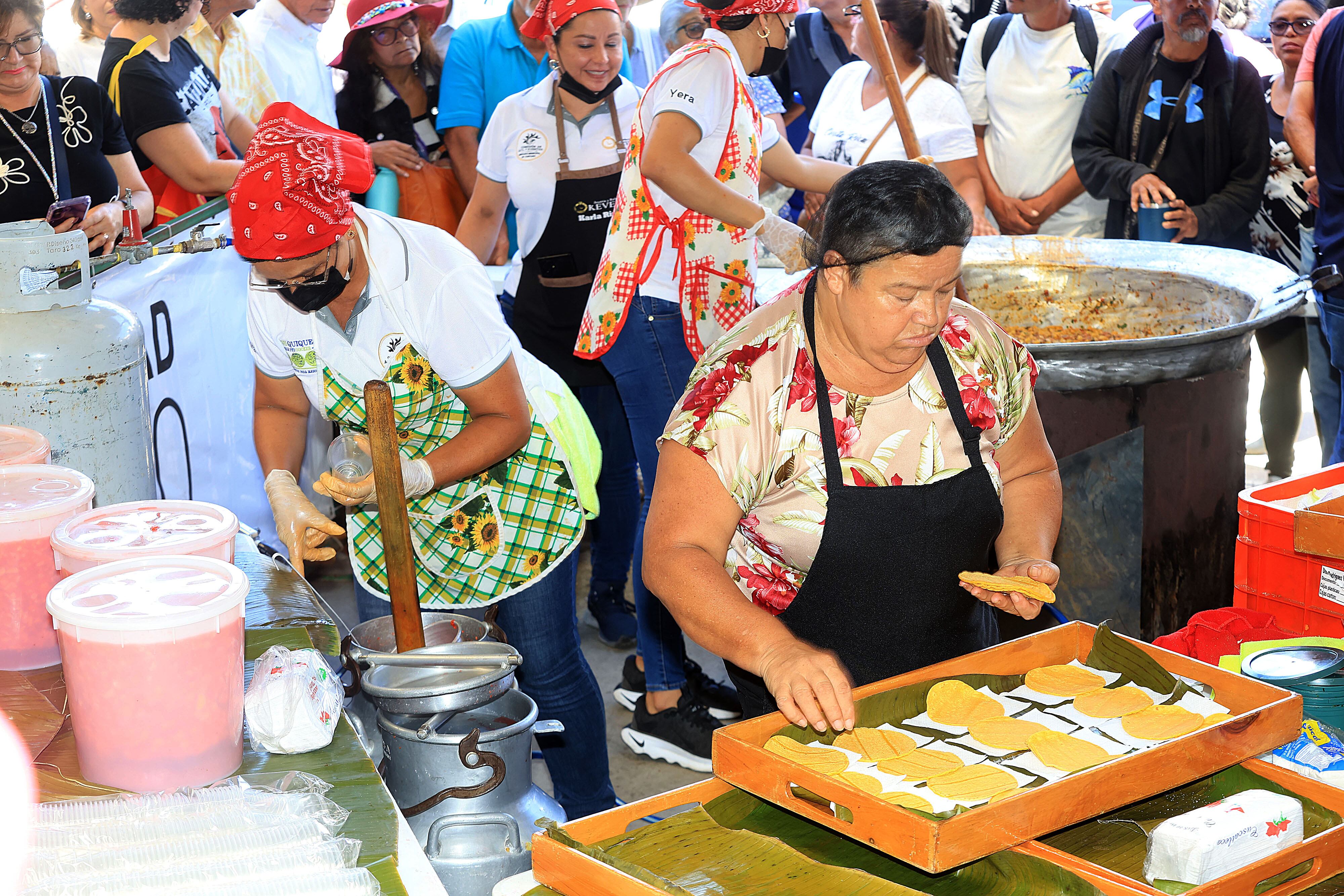 Mercado de Cartago, celebra 140 años