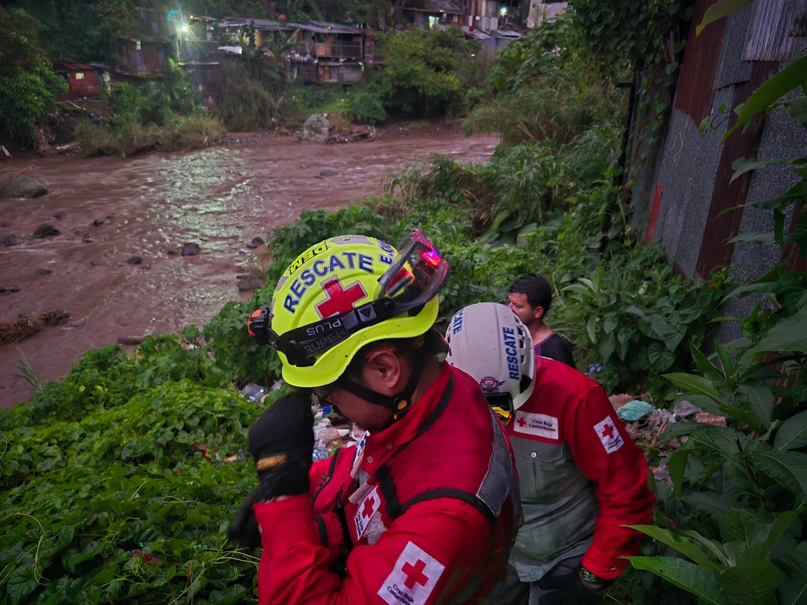 Hallazgo de cuerpo en el Río María Aguilar