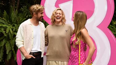 Ryan Gosling sorprendió a Greta Gerwig con presentación Ken y Barbie por su cumpleaños