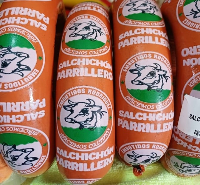 Ministerio de Salud lanza alerta sanitaria por salchichones, chorizos y natillas que representan un gran riesgo para la salud