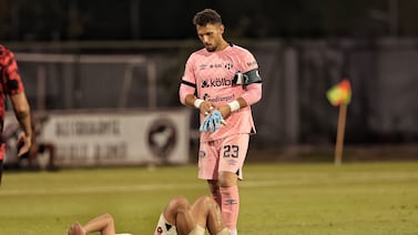 ¿Se marcha Washington Ortega de Alajuelense? Esto reveló el arquero tras quedar eliminado