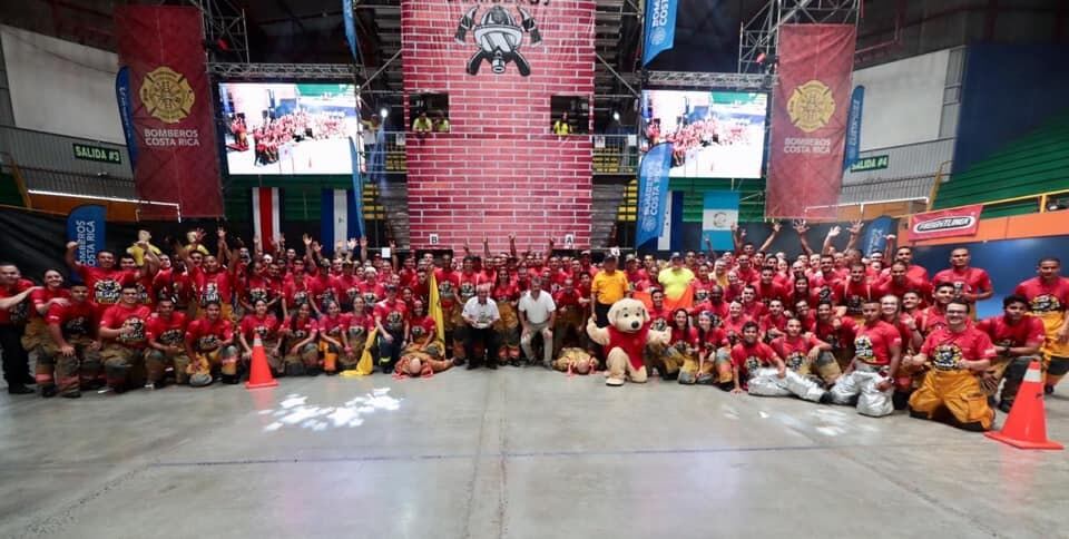 Desafío de Bomberos 2019. Foto cortesía Cuerpo de Bomberos.