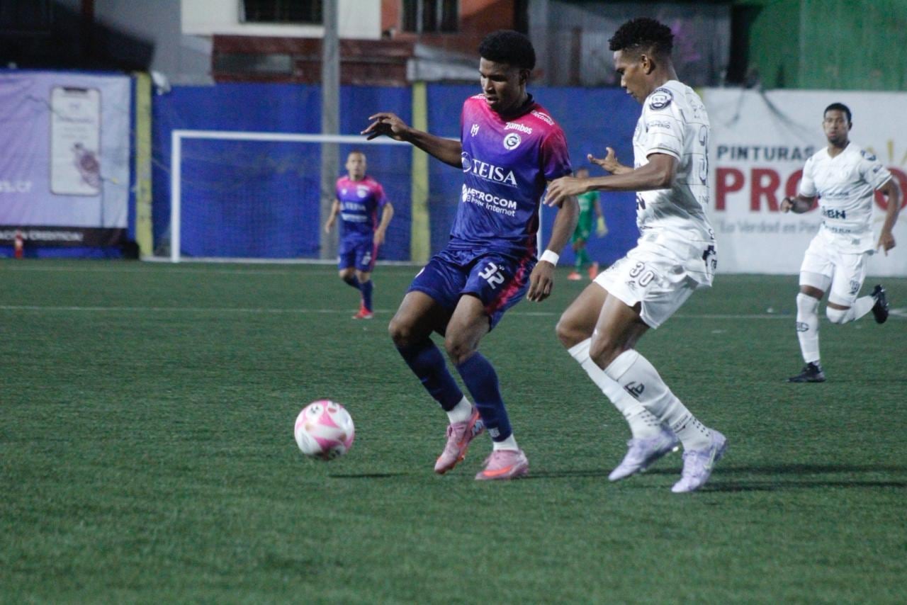 Guadalupe FC vs Sporting FC
Torneo Apertura 2025
Samir Taylor y Ryan Bolaños
20 de octubre del 2025
Cortesía: Guadalupe FC