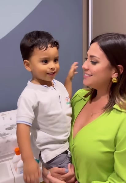 Thais Alfaro y su hijo menor Mateo.