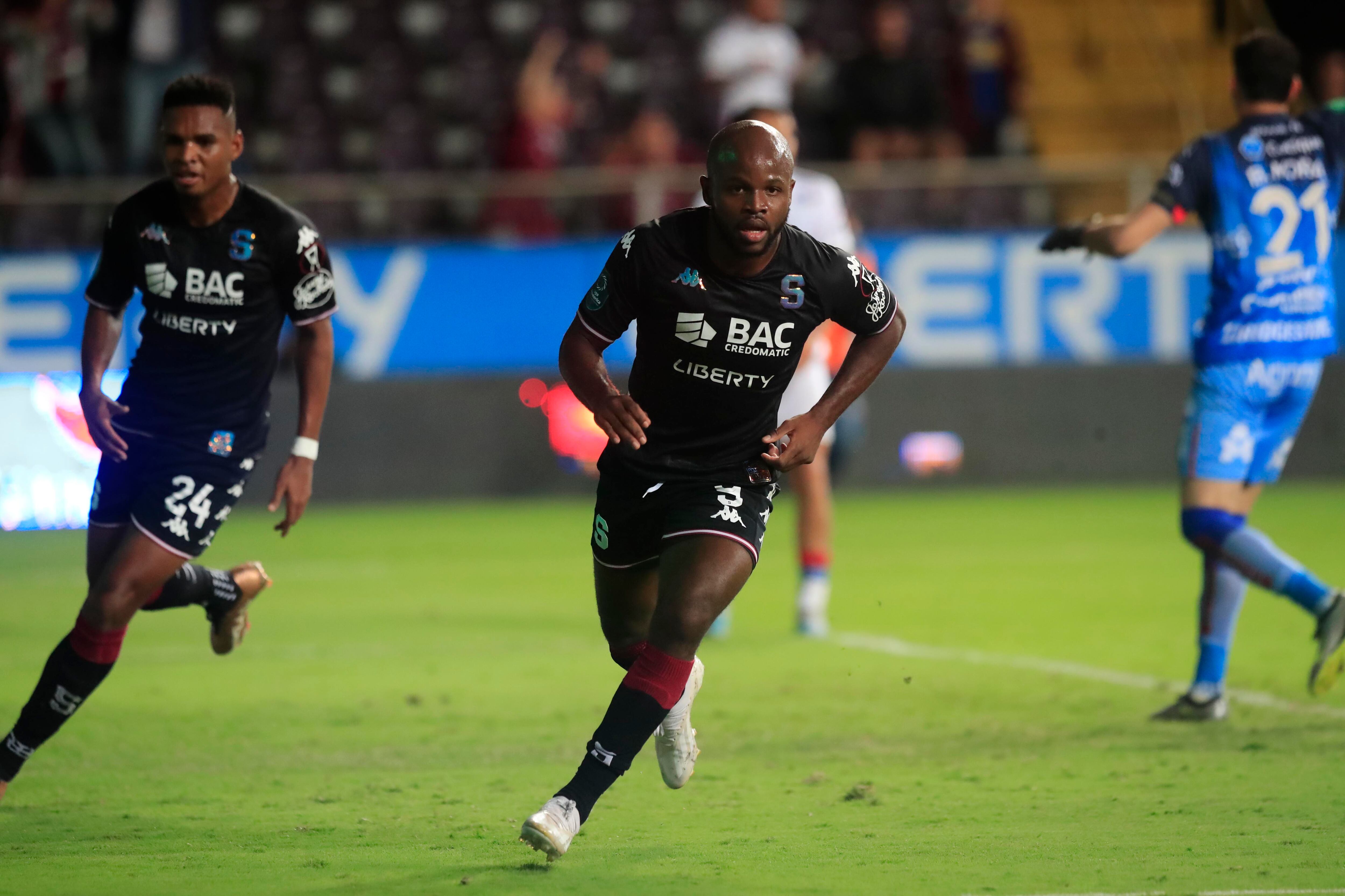 29/10/2023 Estadio Ricardo Saprissa, Tibás. El Deportivo Saprissa recibió a la Asociación Deportiva San Carlos, en partido de la jornada 17, Torneo de Apertura, Liga Promérica 2023.