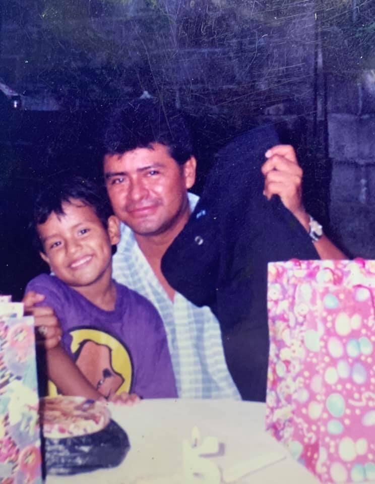 Julio Cruz tuvo covid y perdió a su papá por la misma enfermedad. Cortesía.