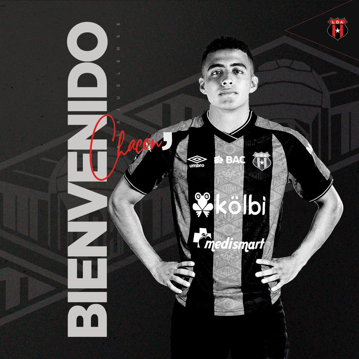Daniel Chacón firmó su contrato con Liga Deportiva Alajuelense hasta diciembre de 2026.