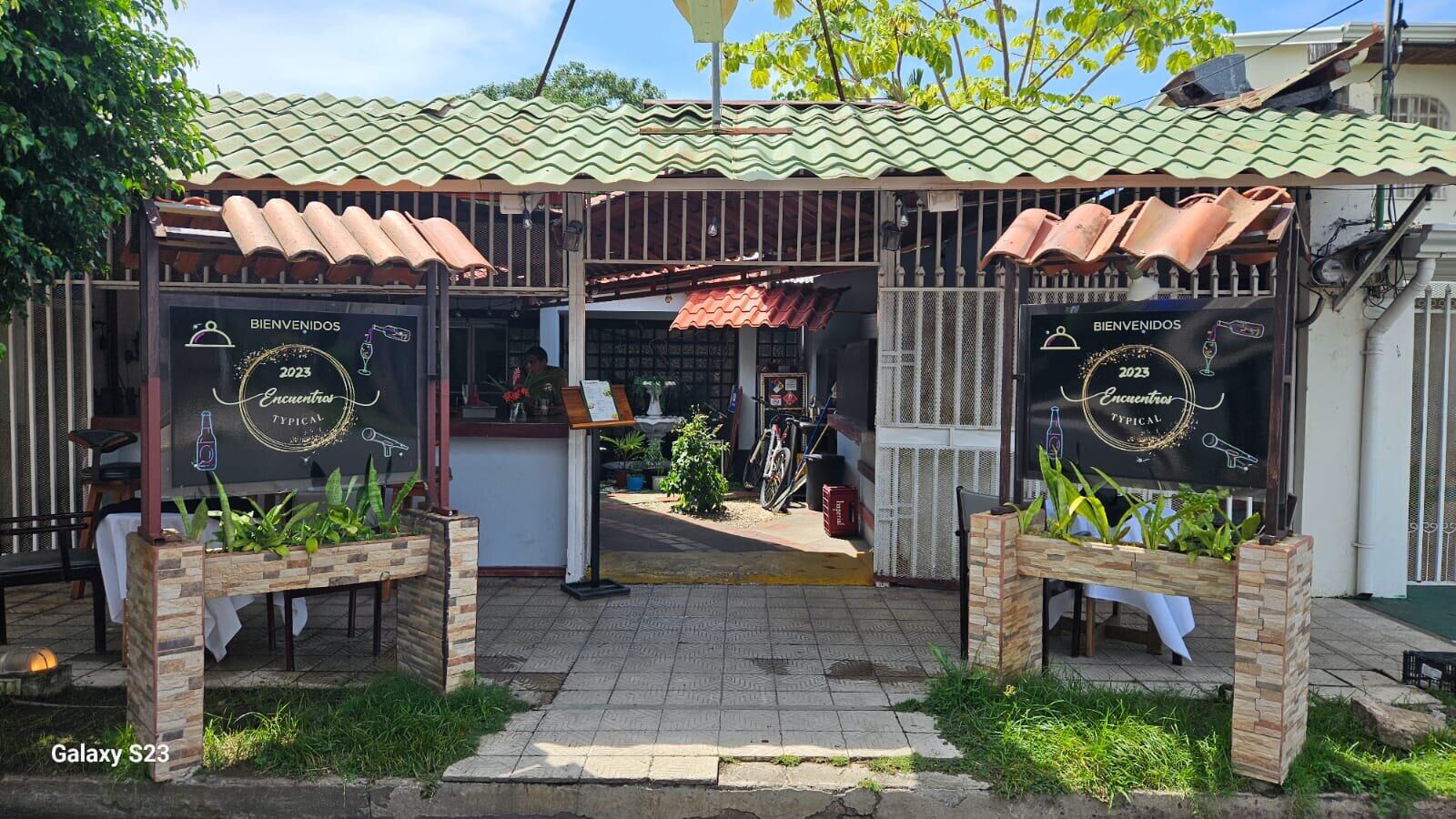 Matrimonio de Puntarenas se tiró al agua para convertirse en los reyes del ceviche.